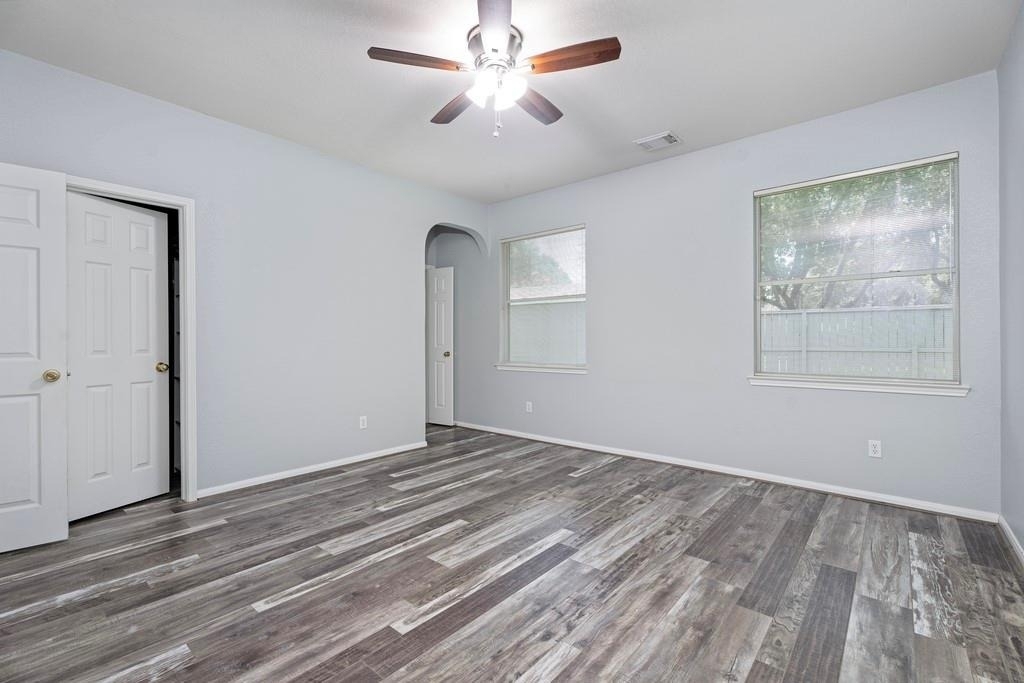 421 Livingstone Lane - Photo 16