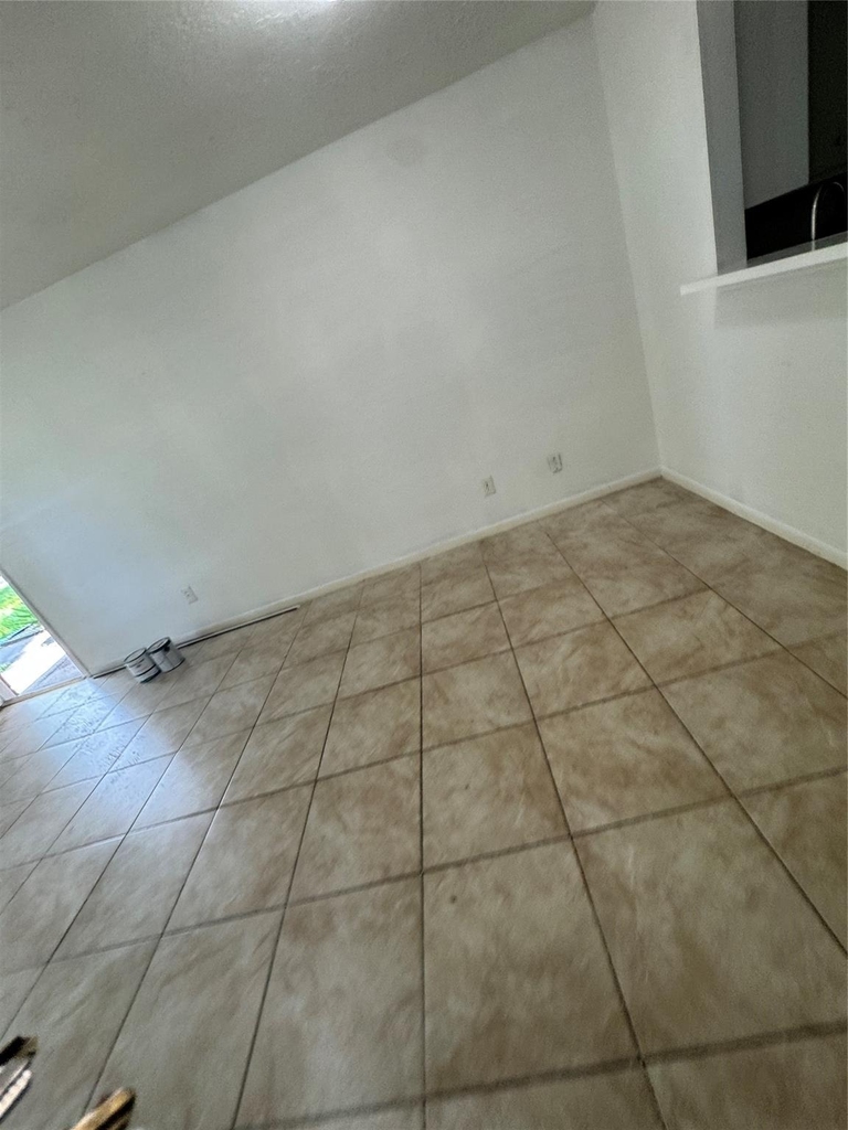 9330 Tooley Drive - Photo 9