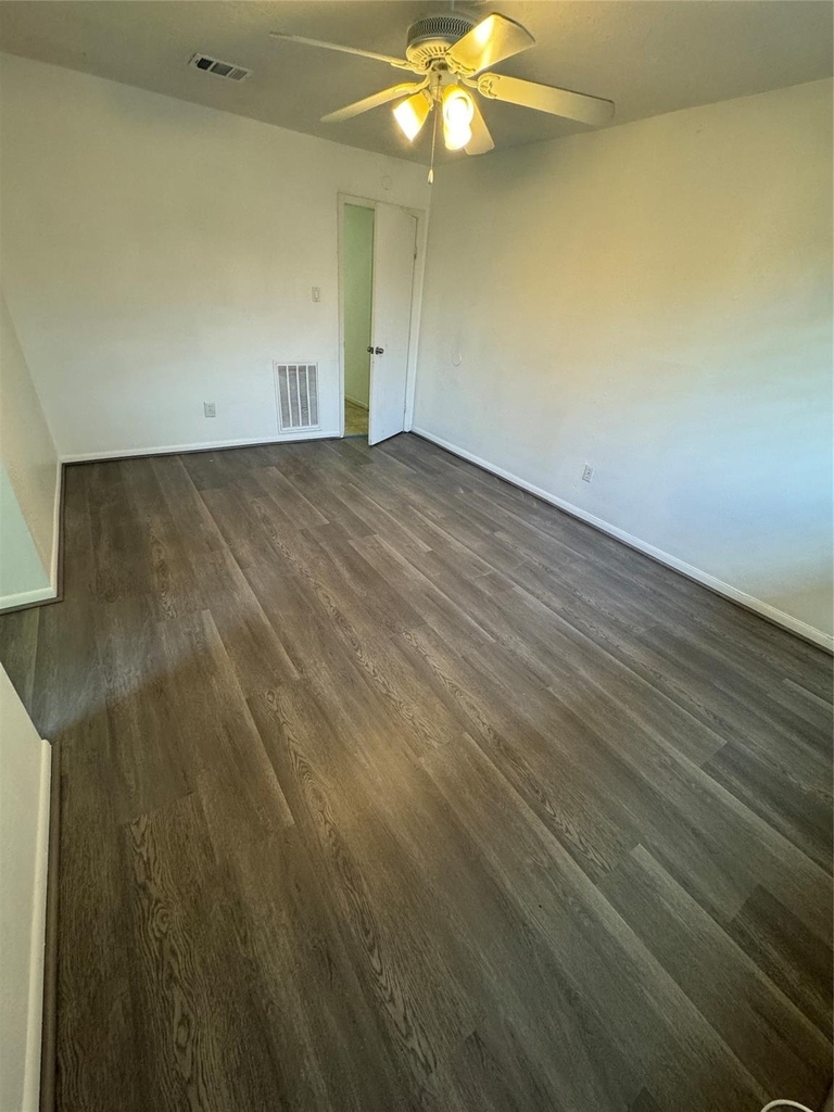 9330 Tooley Drive - Photo 16