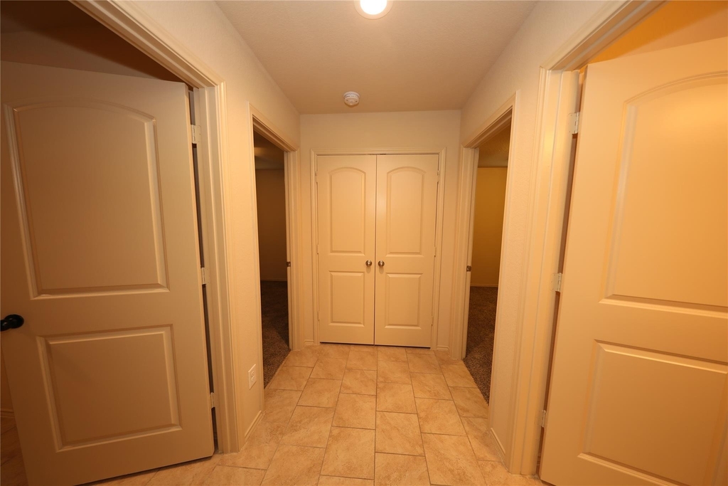 23210 Royal Tiger Road - Photo 7