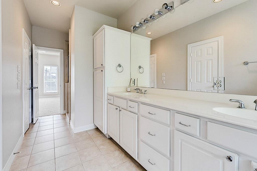 513 Leverkuhn Street - Photo 18
