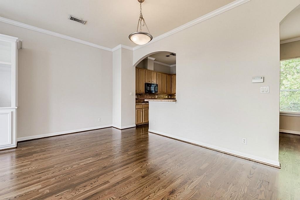 513 Leverkuhn Street - Photo 4