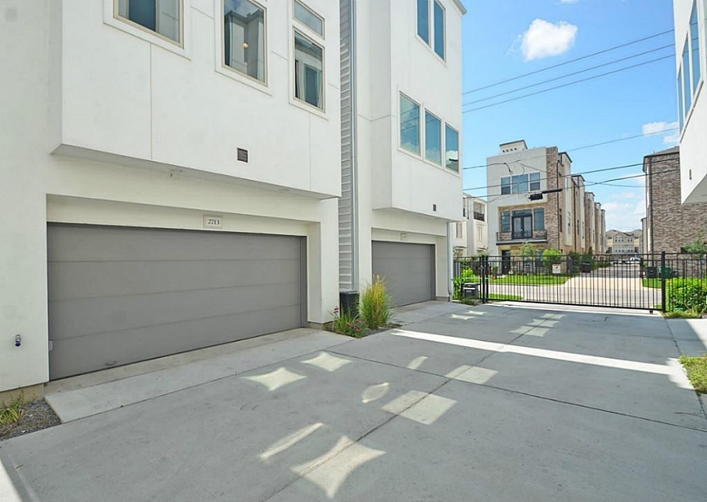 2713 Clay Street - Photo 23