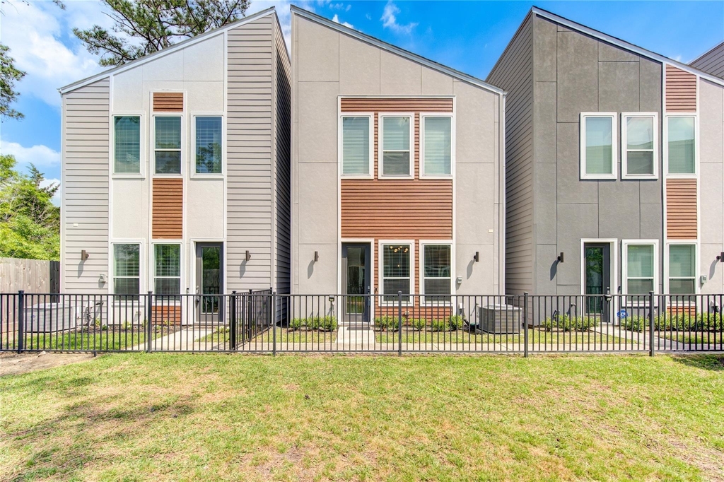 564 Janisch Road - Photo 4