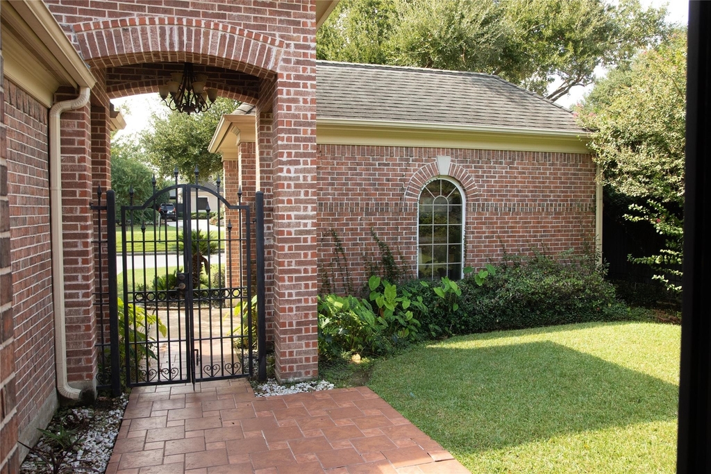 3039 Bonnebridge Way Boulevard - Photo 2