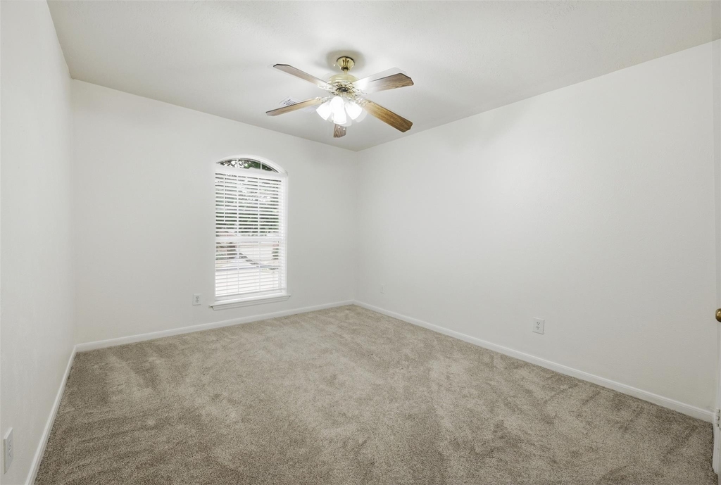 18010 Quiet Stream Court - Photo 12