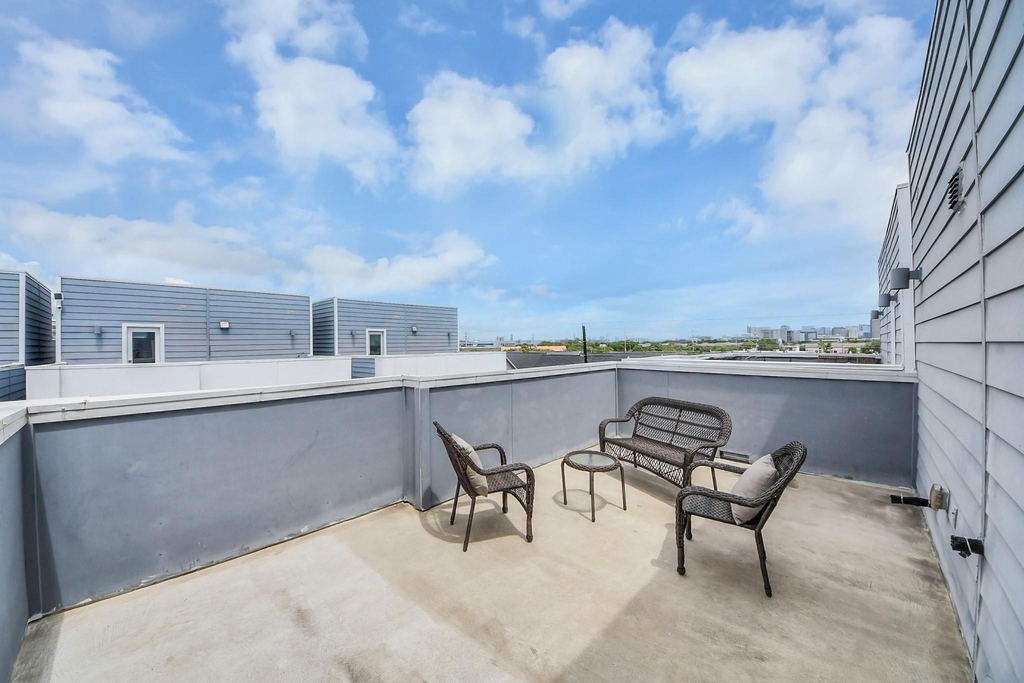 2116 Naomi Street - Photo 34
