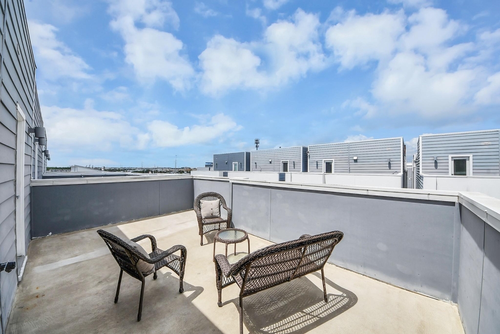 2116 Naomi Street - Photo 5