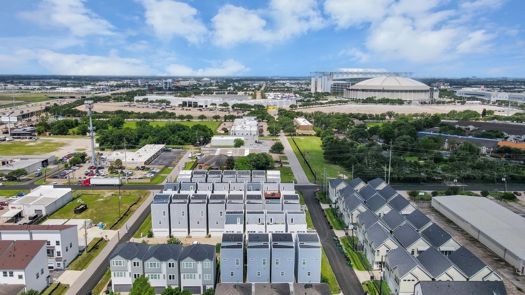 2116 Naomi Street - Photo 6