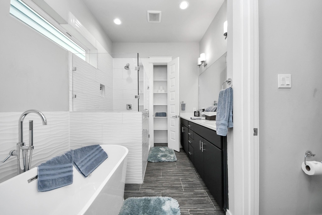 2116 Naomi Street - Photo 24