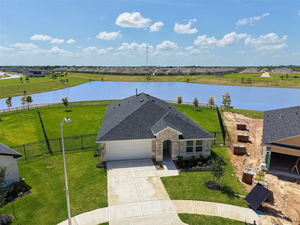 6127 Bella Breeze Dr - Photo 0