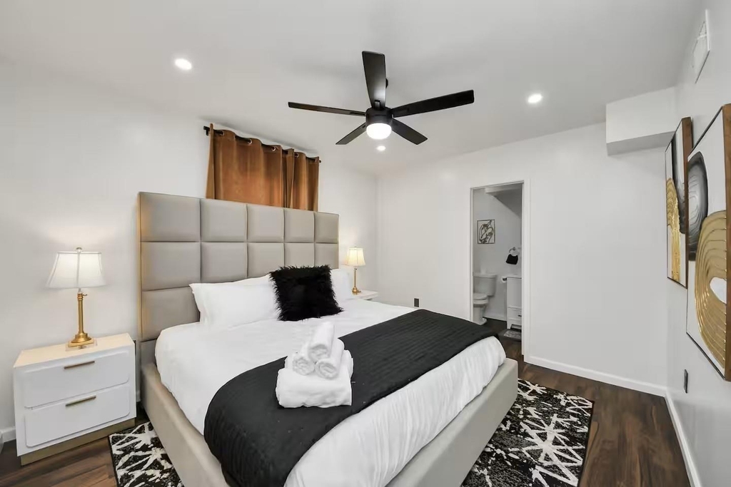 3217 Binz Street - Photo 1