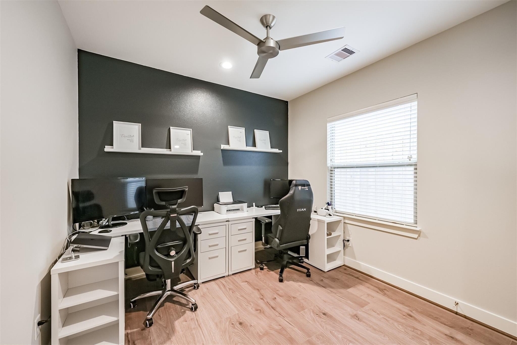 5209 Allen Street - Photo 7