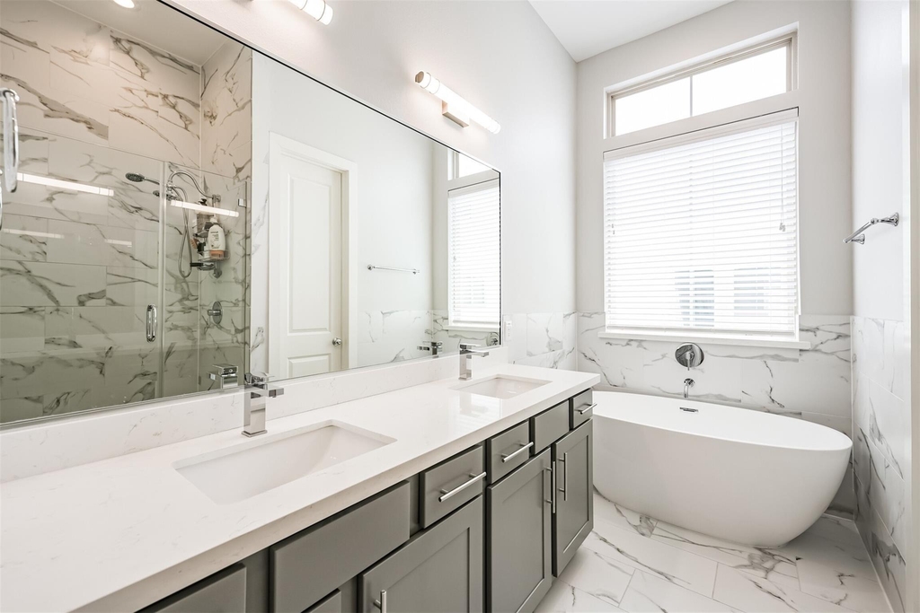 5209 Allen Street - Photo 16