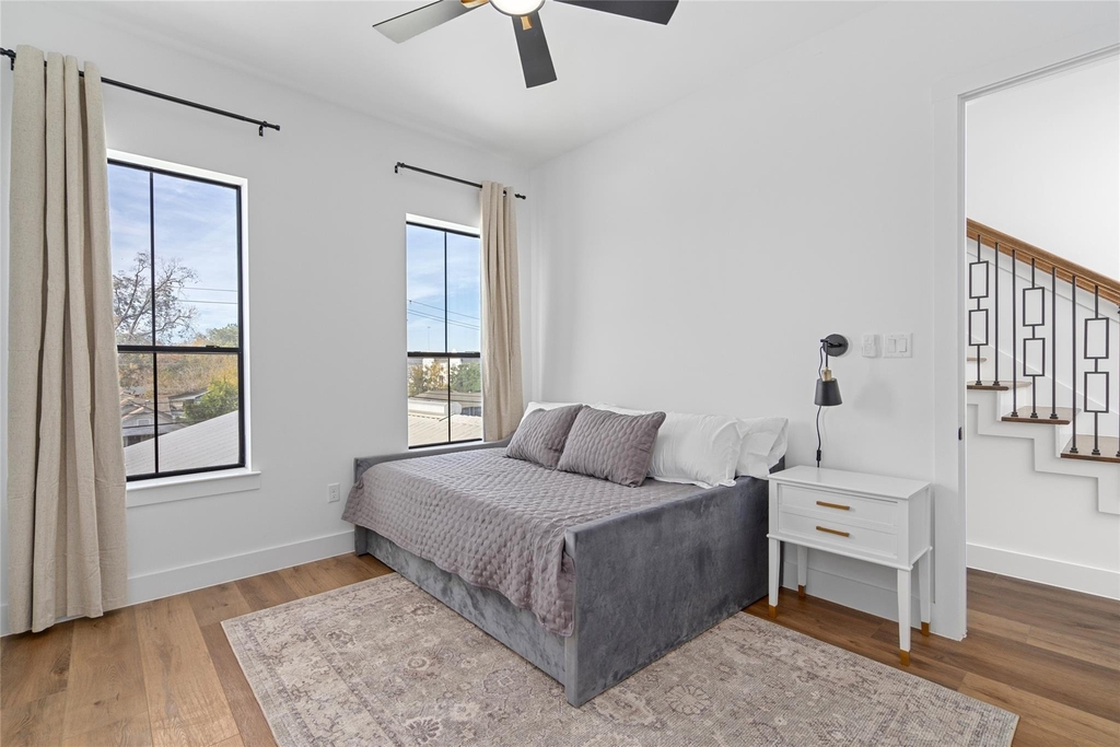 1303 E 27th Street - Photo 27