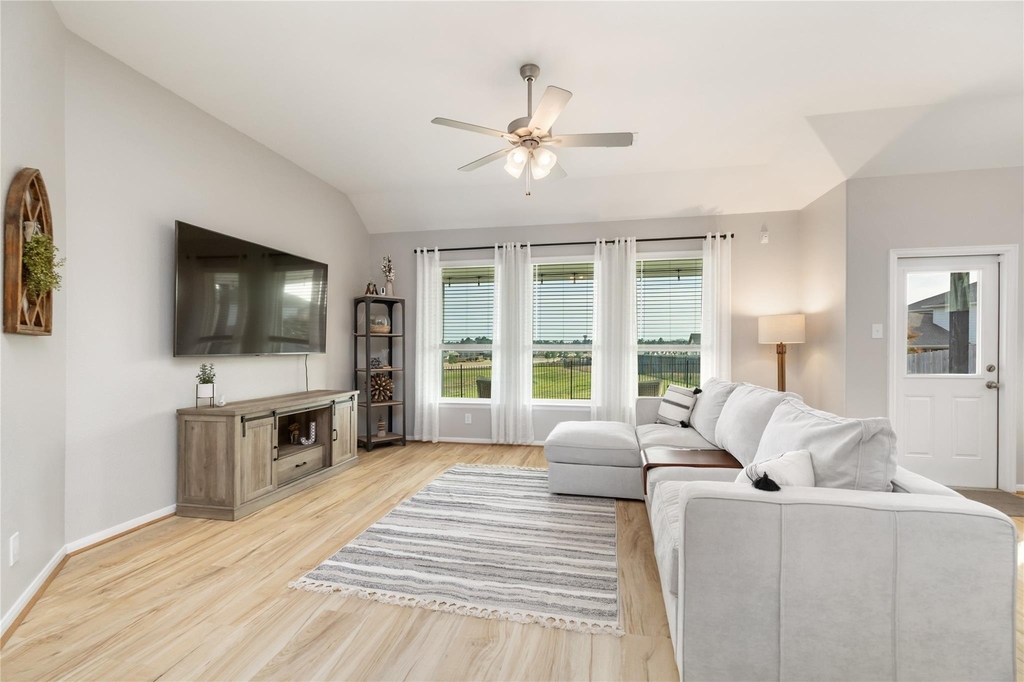 1259 Tilia Creek Lane - Photo 9