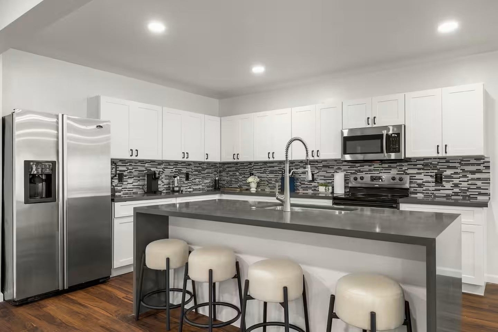3311 Arbor Street - Photo 9