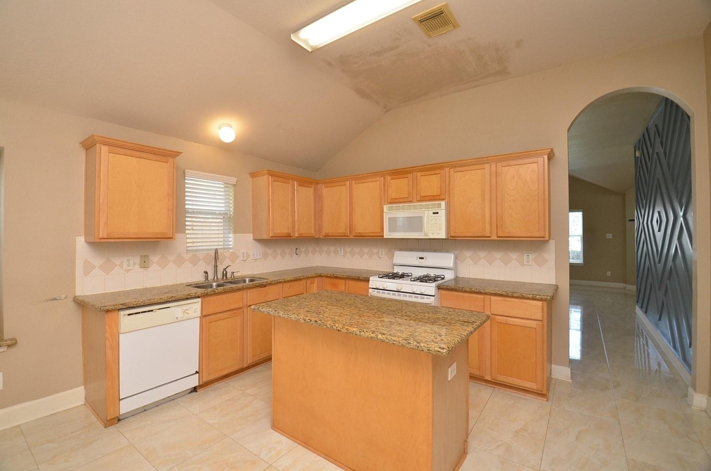4510 Regal Drive - Photo 11