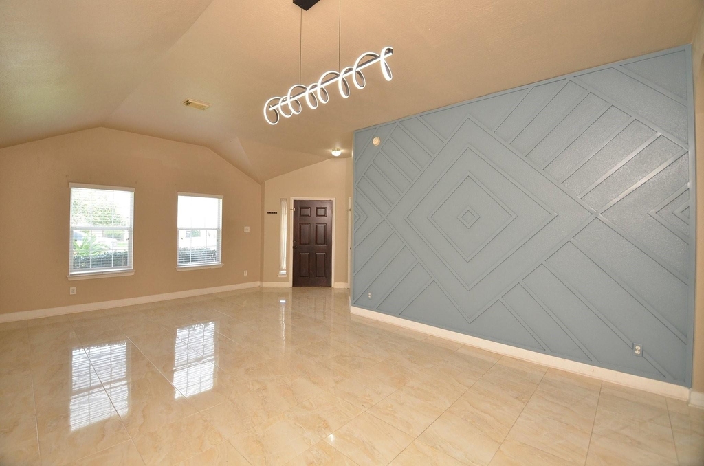 4510 Regal Drive - Photo 4