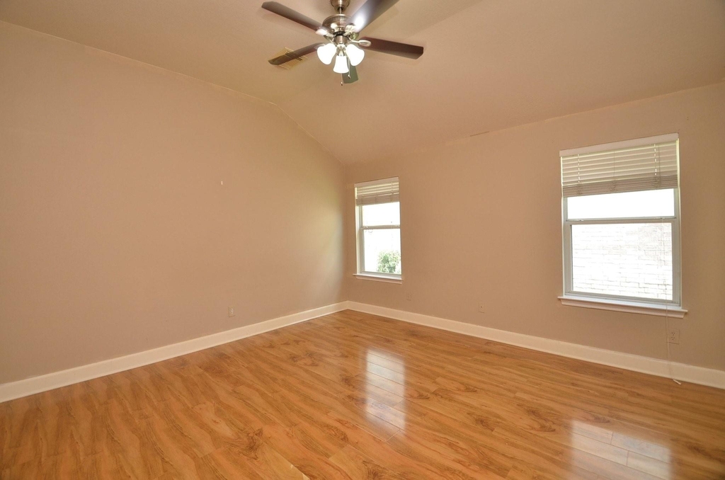 4510 Regal Drive - Photo 14