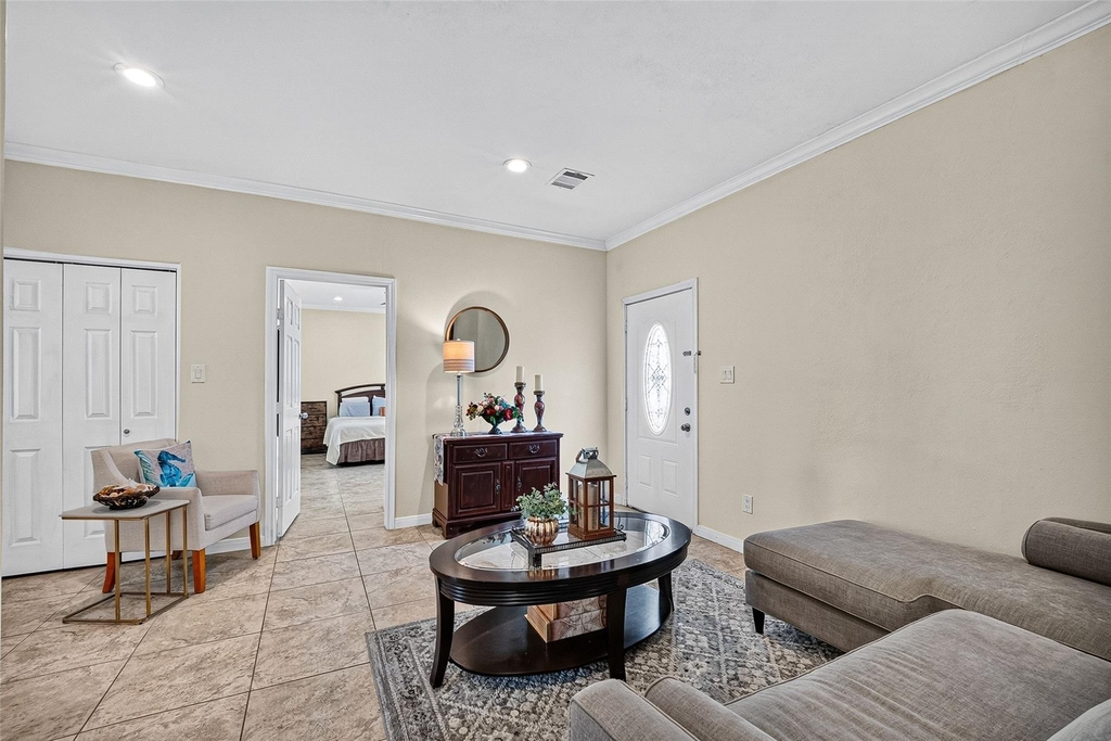 2734 Avenue D - Photo 11