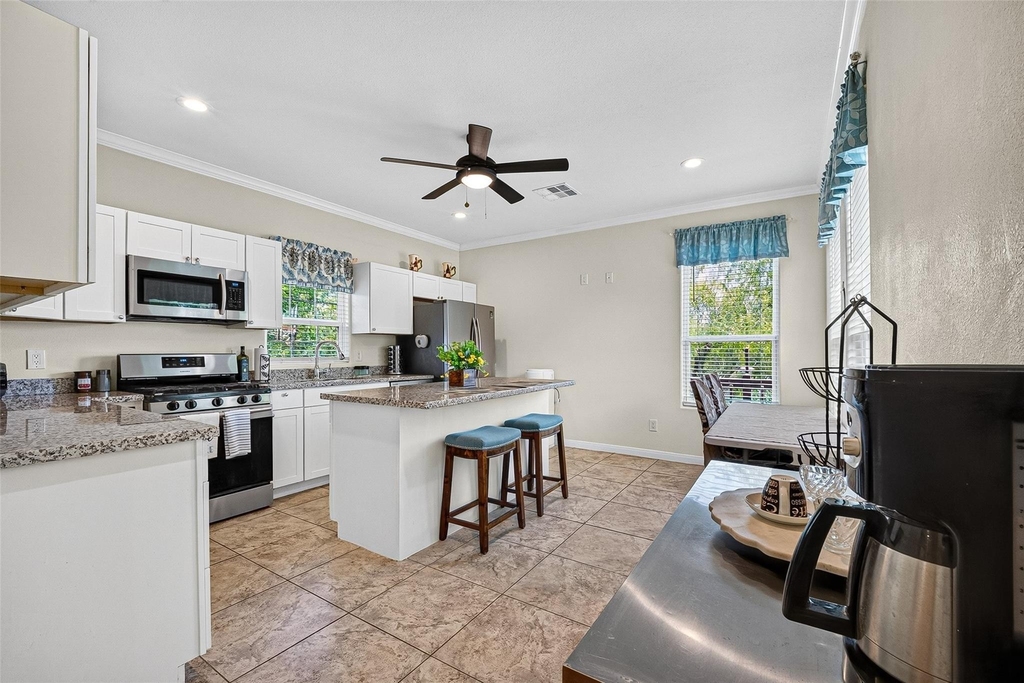 2734 Avenue D - Photo 8
