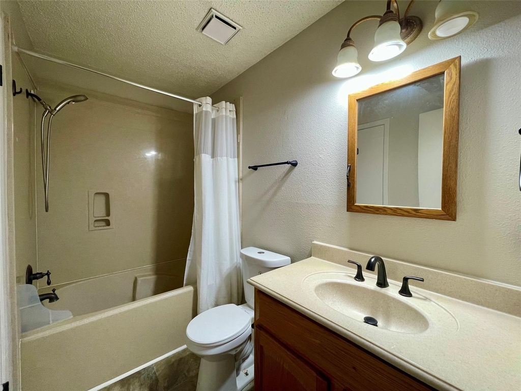 13703 Carsa Lane - Photo 14