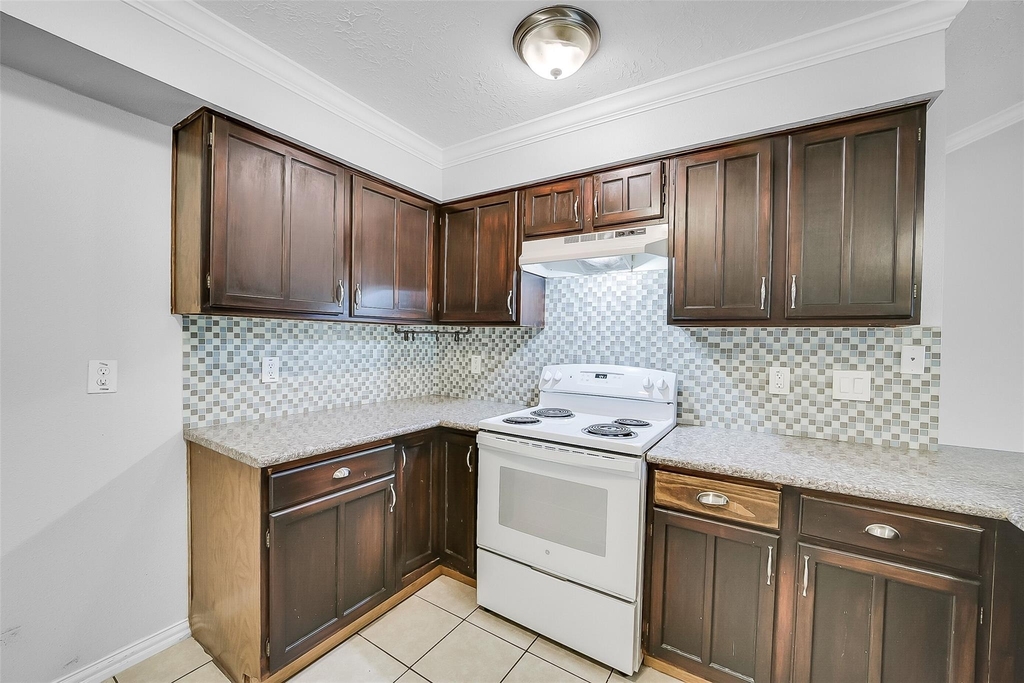 13618 Piney Oaks Drive - Photo 13