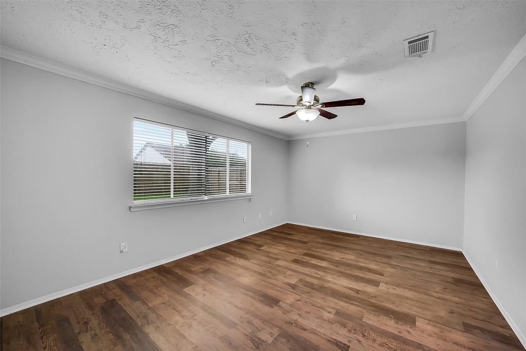 13618 Piney Oaks Drive - Photo 17