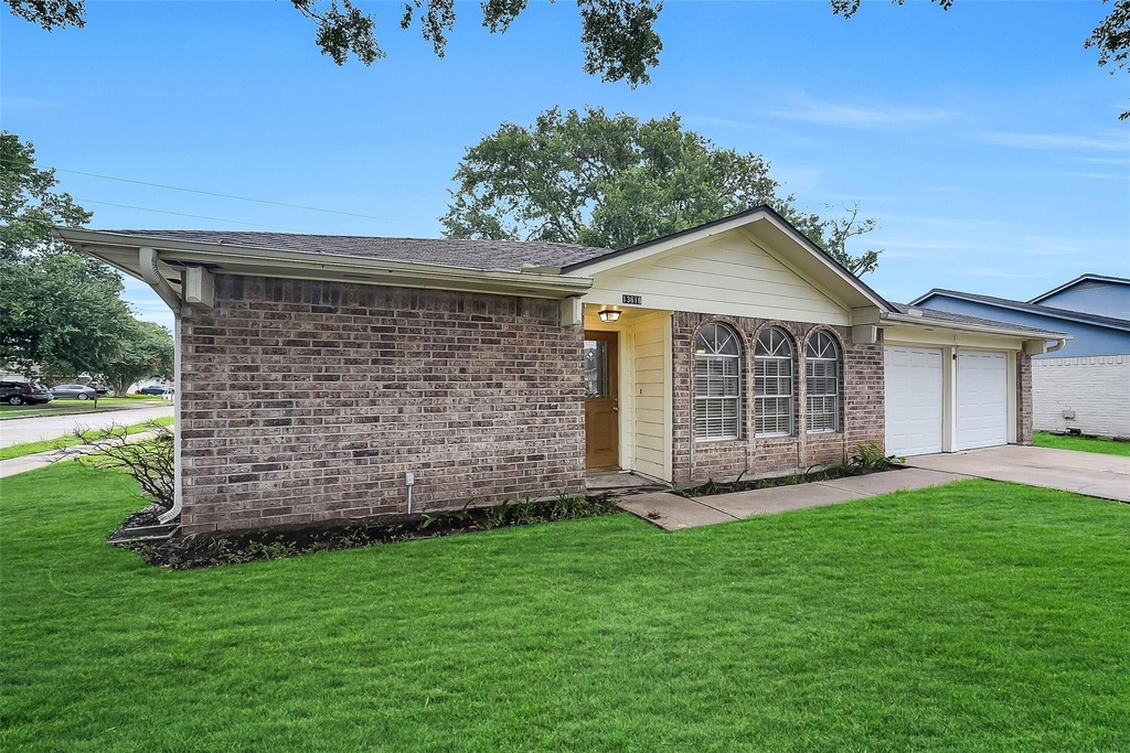 13618 Piney Oaks Drive - Photo 10