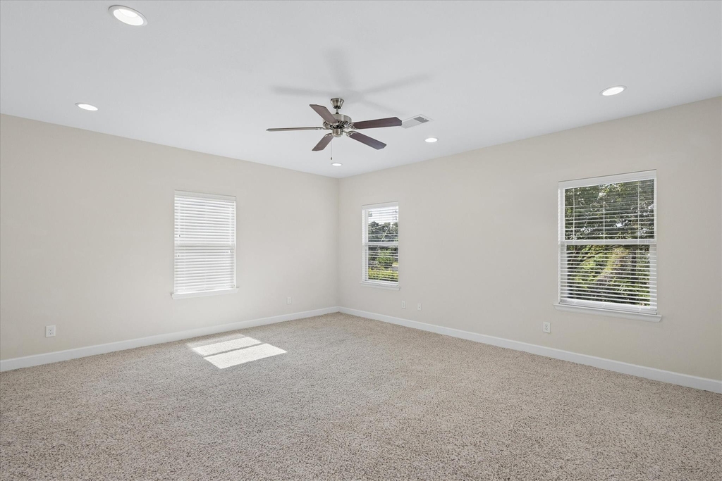 814 W 26th Street - Photo 27