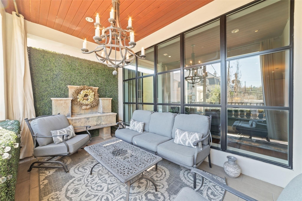 2221 Welch Street - Photo 31