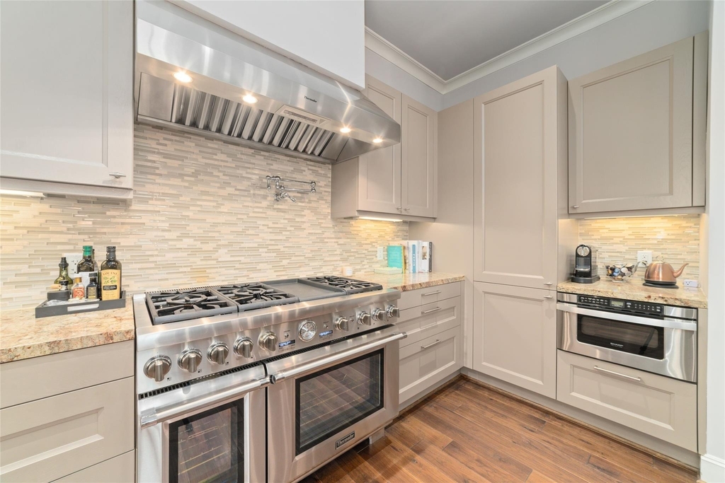 2221 Welch Street - Photo 23