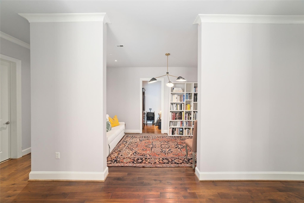 2221 Welch Street - Photo 17