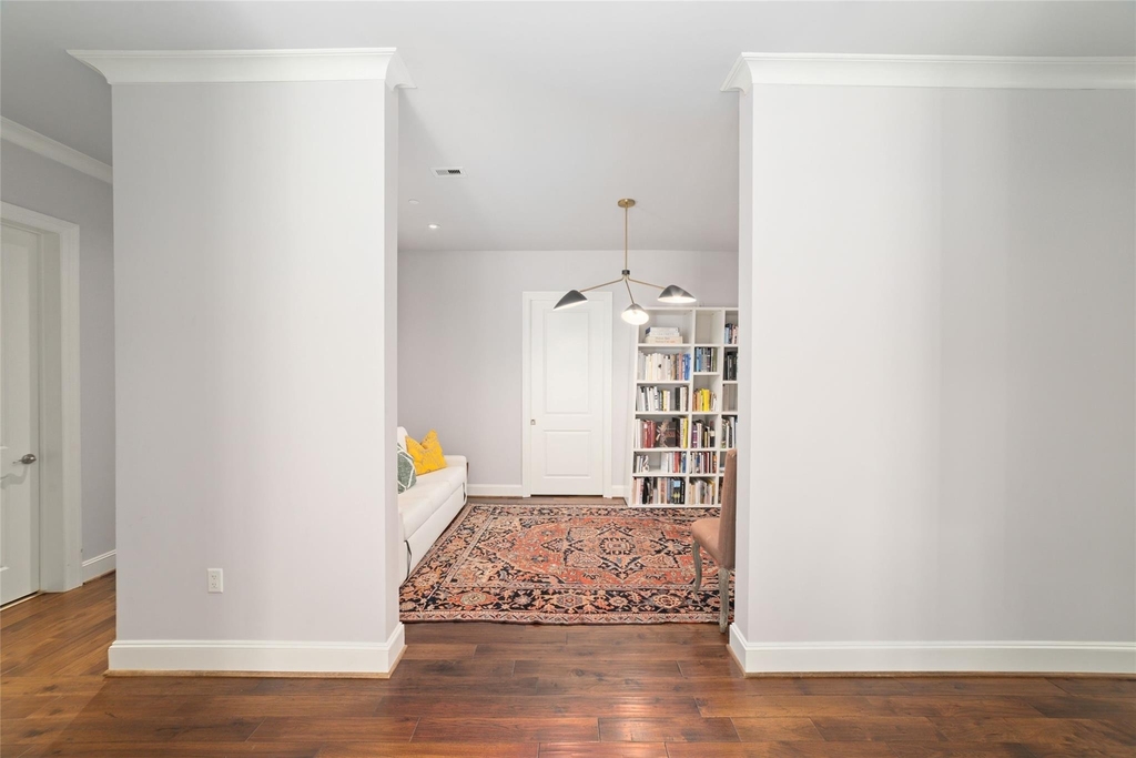 2221 Welch Street - Photo 16