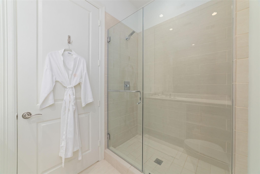 2221 Welch Street - Photo 9