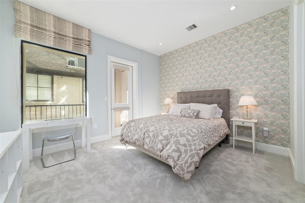 2221 Welch Street - Photo 7