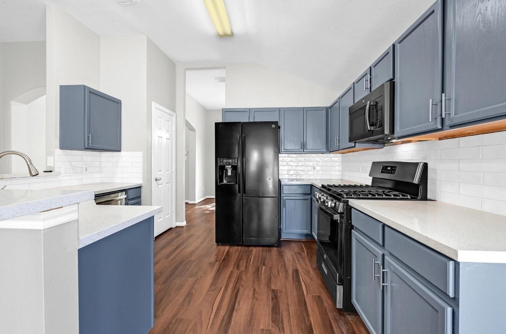4018 Floral Way Ct - Photo 9