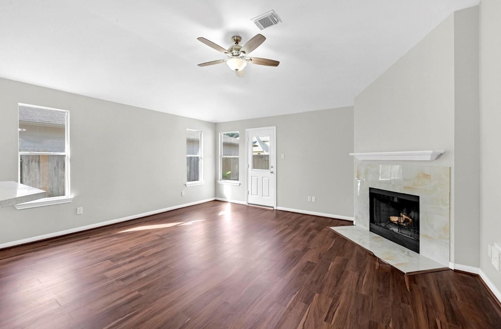4018 Floral Way Ct - Photo 6