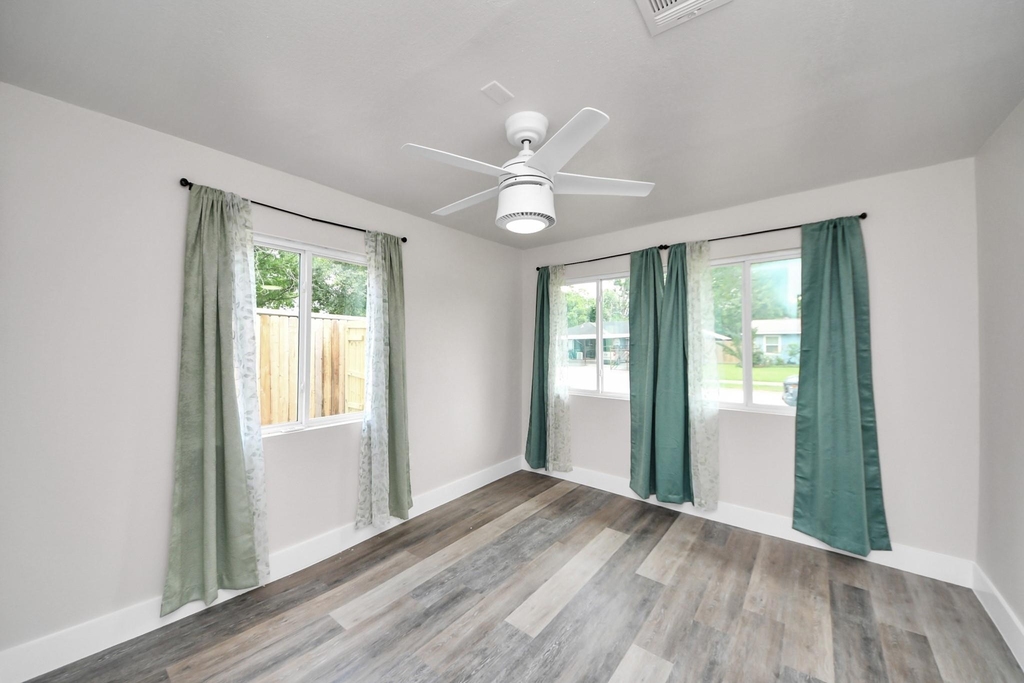 5903 Belneath Street - Photo 18