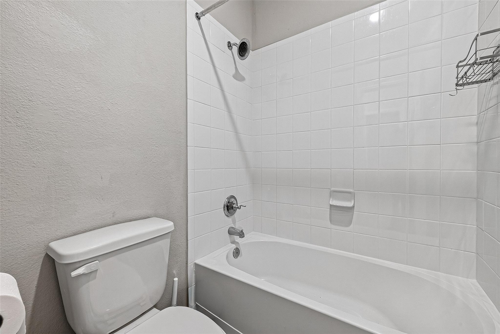 6506 Tiburon Lakes Drive - Photo 28