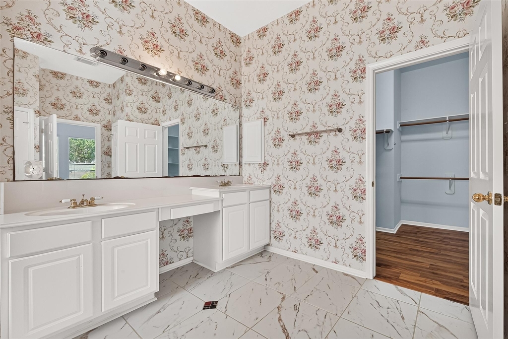 12338 Ashford Hollow Drive - Photo 32