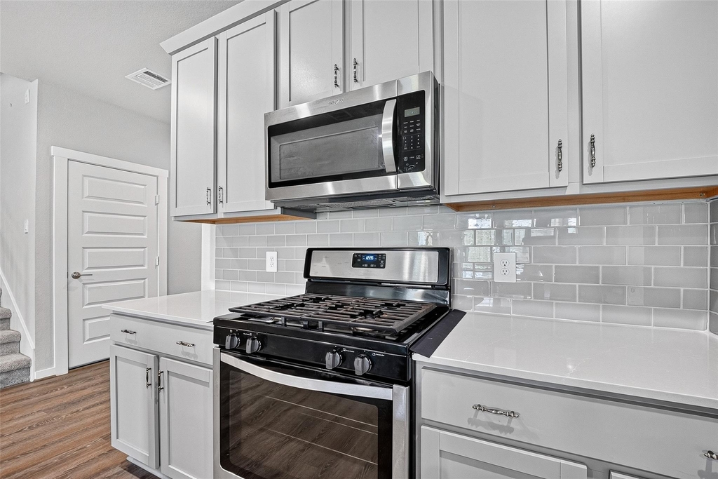 13126 Lago Acero Lane - Photo 10