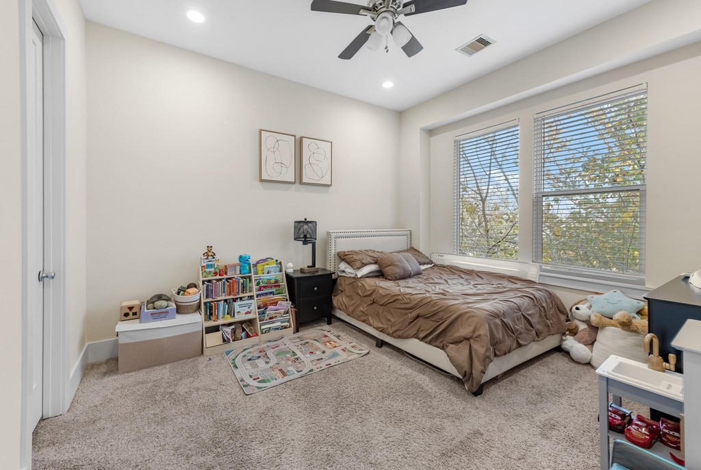 209 Burr Street - Photo 12