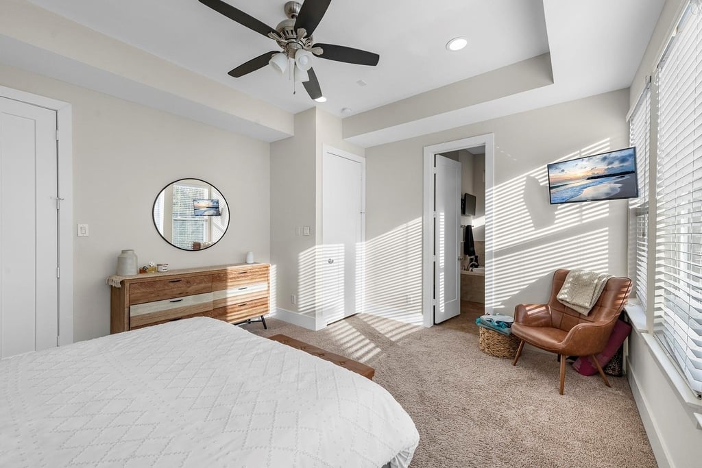 209 Burr Street - Photo 9