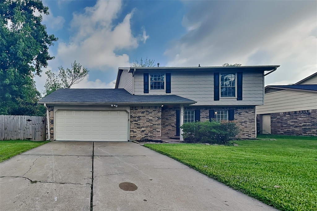 15506 Swan Creek Drive - Photo 0