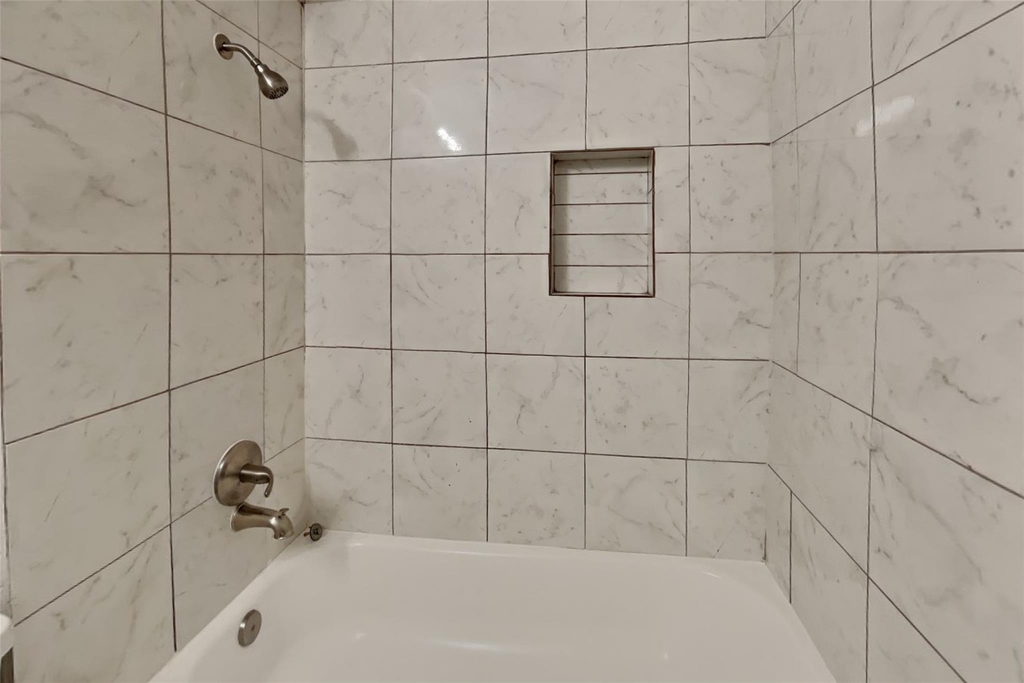 15506 Swan Creek Drive - Photo 17