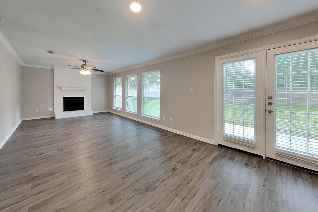 15506 Swan Creek Drive - Photo 3