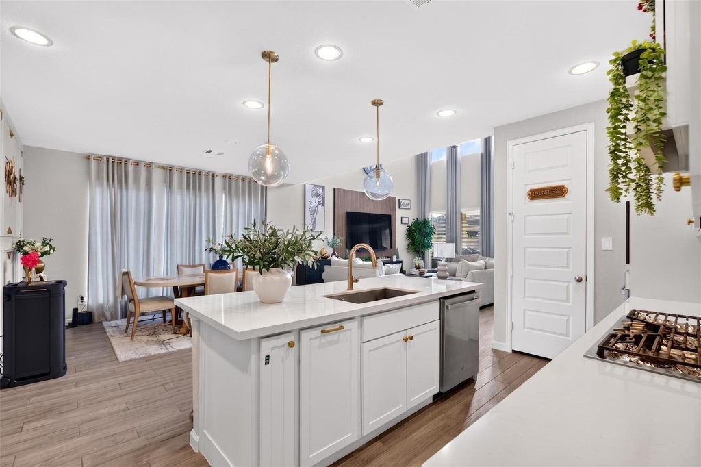 2122 Alabaster Estate Drive - Photo 10