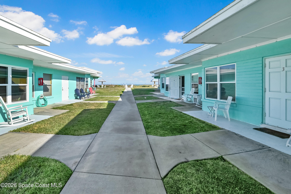 1365 S Atlantic Avenue - Photo 11